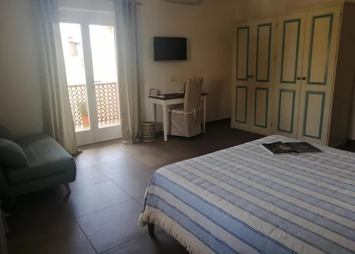 Maison Kaina Bed & Breakfast