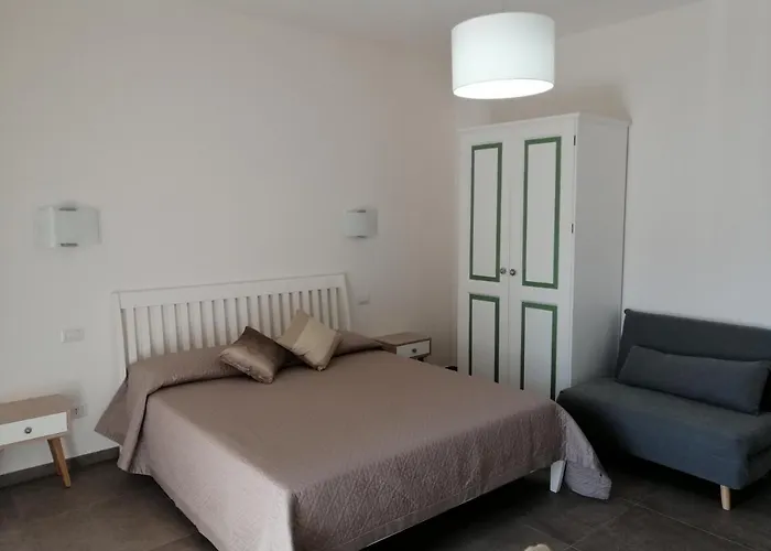 Maison Kaina Bed & Breakfast 3*