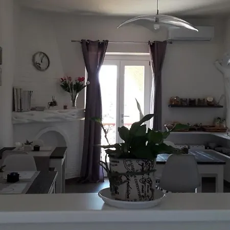 Maison Kaina 3* 奧爾比亞