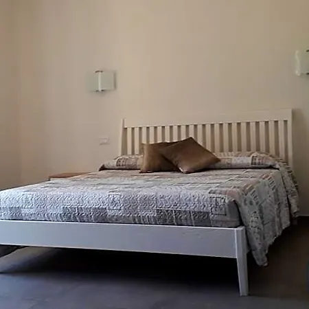 Couette-café Maison Kainà Olbia