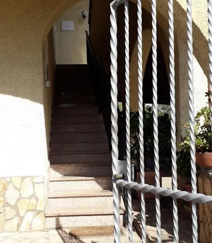 Maison Kaina Bed and Breakfast